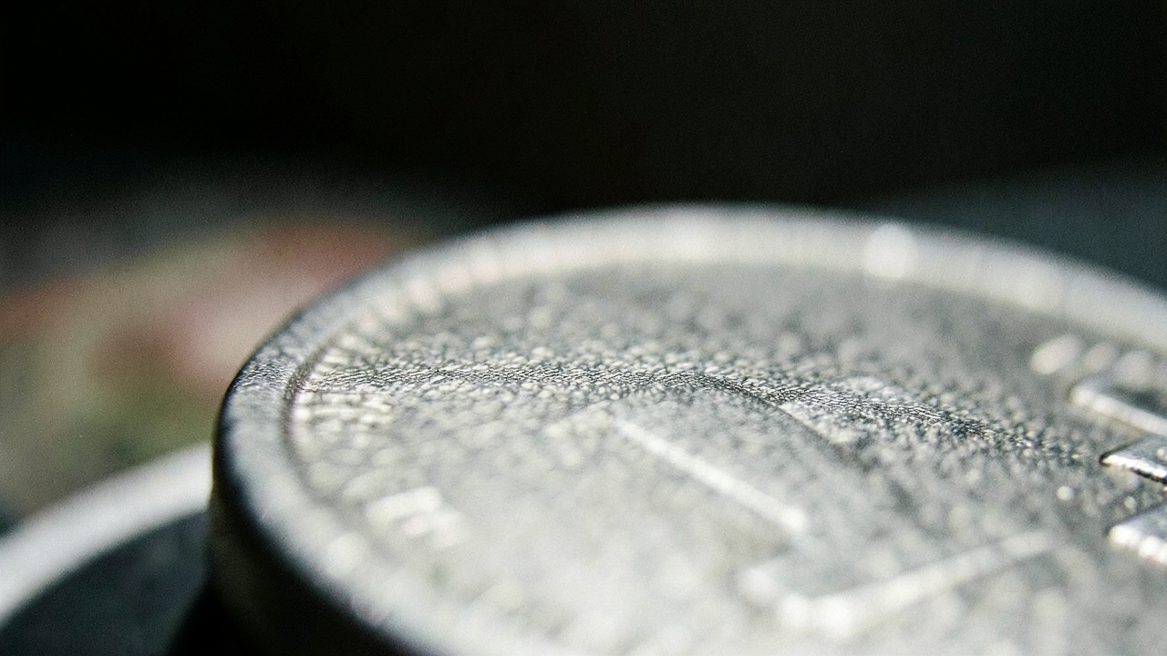 Senát nepustil zákon o krypte ďalej, bitcoin aj HYPE oslabili