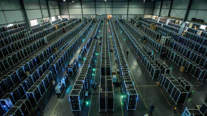 CoinDesk: Obchodníci pri onchain perpetuals častejšie smerujú na Hyperliquid alebo Solanu než na Ethereum