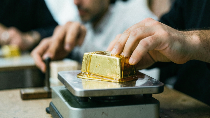 Indický import zlata sa zdvojnásobil, priemerný denný objem futures zostal 59 % pod januárovým vrcholom