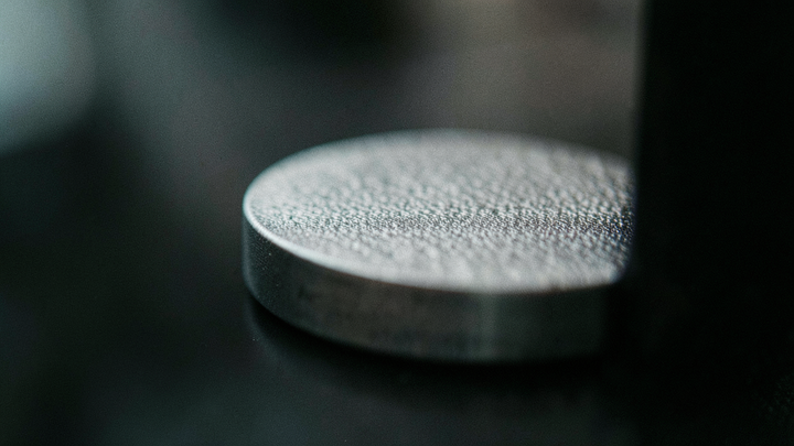 Apple a Google podľa inzerátov naberajú experty na stablecoiny a blockchain