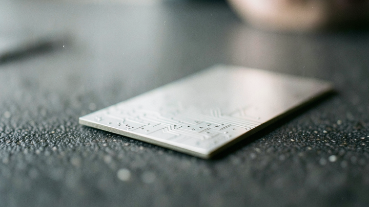 Samsung a TSMC nasadia High NA EUV stroje ASML, akcie zatiaľ stagnujú