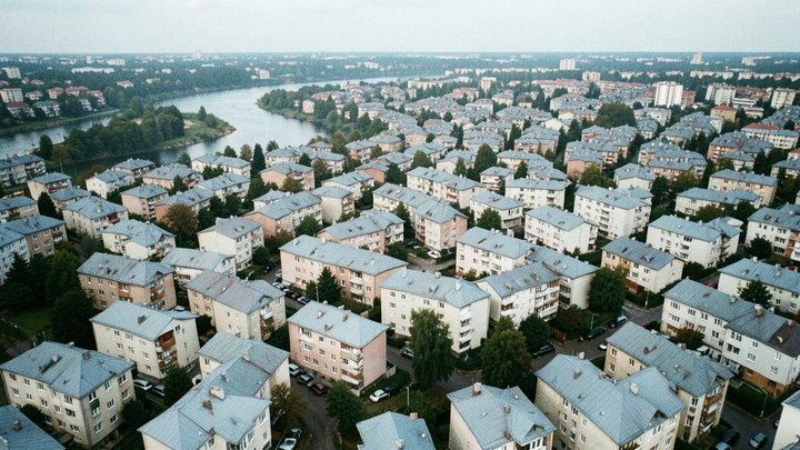Niektorú zo sledovaných foriem investovania využíva 74 % Slovákov, každý mesiac investuje 40 %