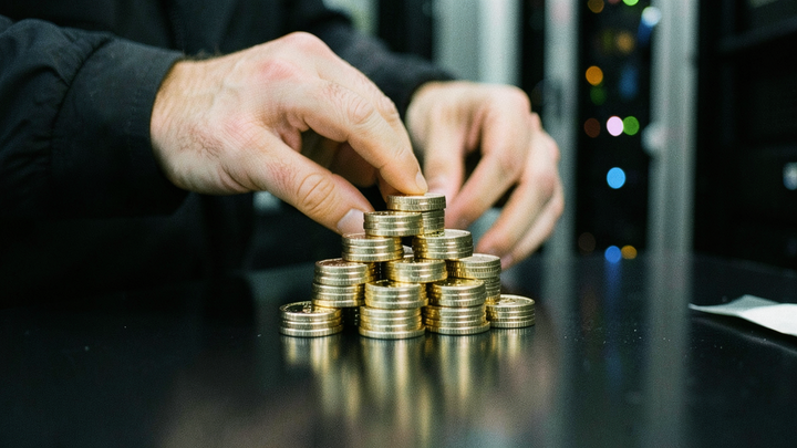 Krypto ETF v októbri v odlive, Bitcoin ETF mali v piatok prítok 21,1 mil. USD