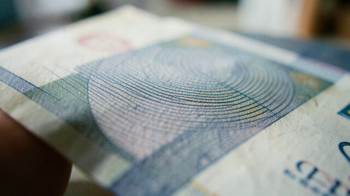 Bank of America dostala pokutu 1,2 mld. USD, tvrdí, že v náprave výrazne pokročila