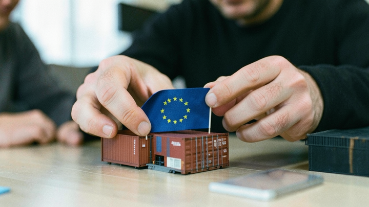 EP chce veľký rozpočet EÚ s novými zdrojmi, šetrné štáty žiadajú zníženie